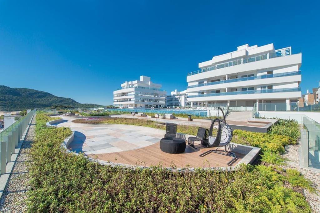 Apartamento maravilhoso com piscina e vista mar Mirante Home Club Florianopolis Exterior foto